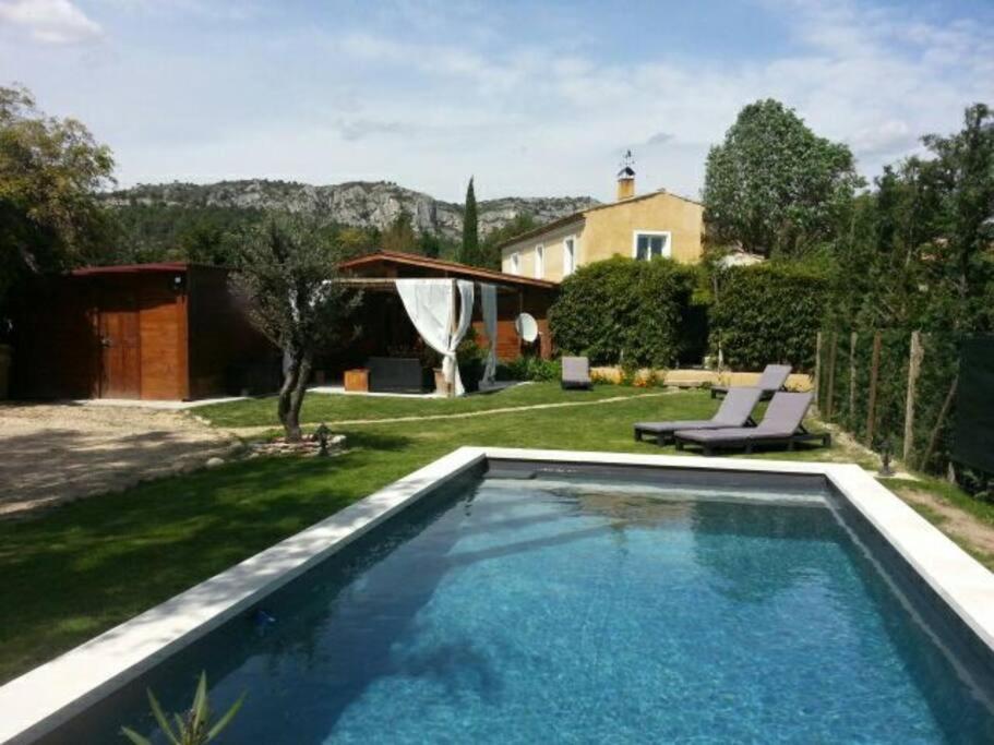 Le Cabanon Tendance Du Luberon Merindol Exterior photo